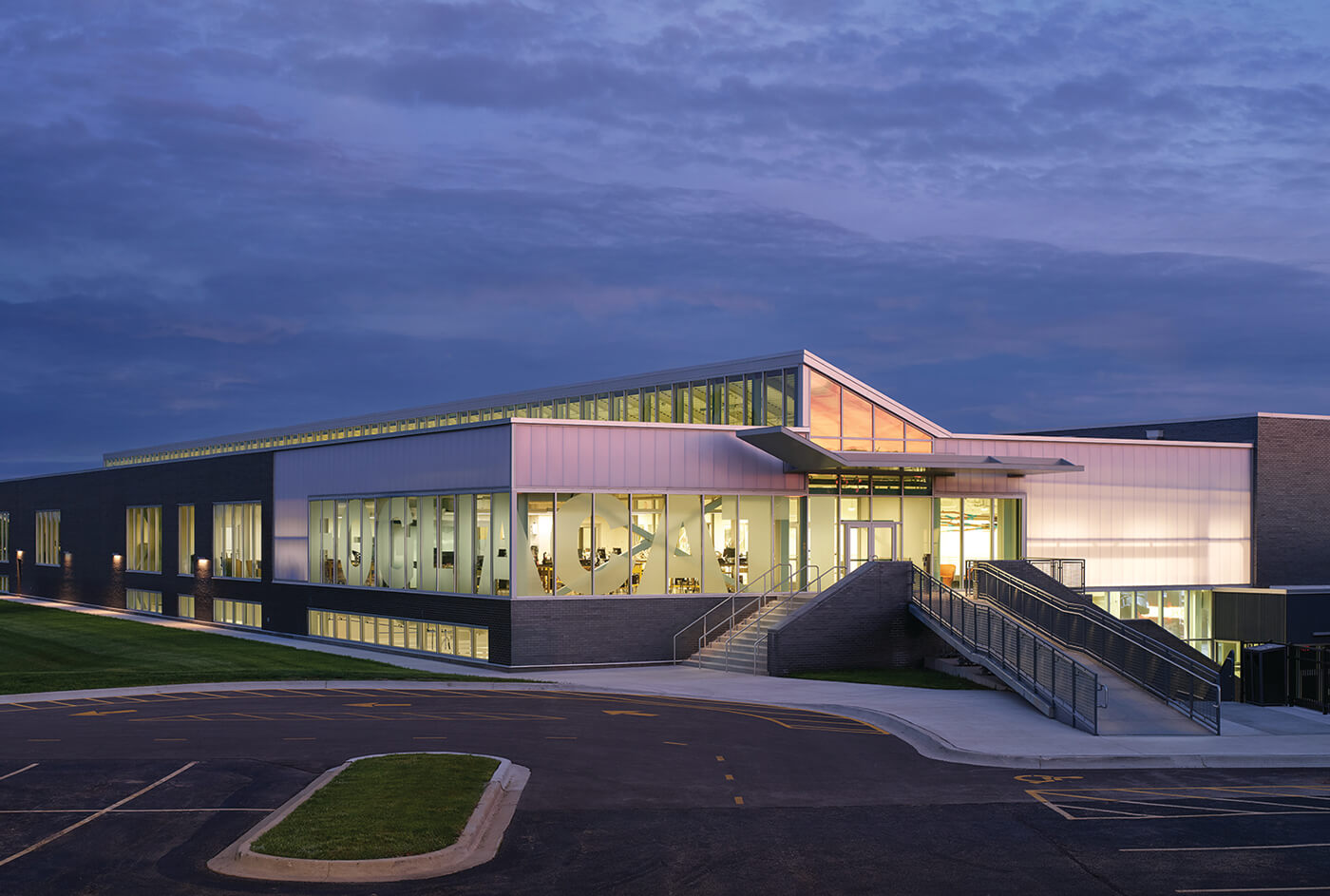 the foglia center for advanced technology and innovation at sunset