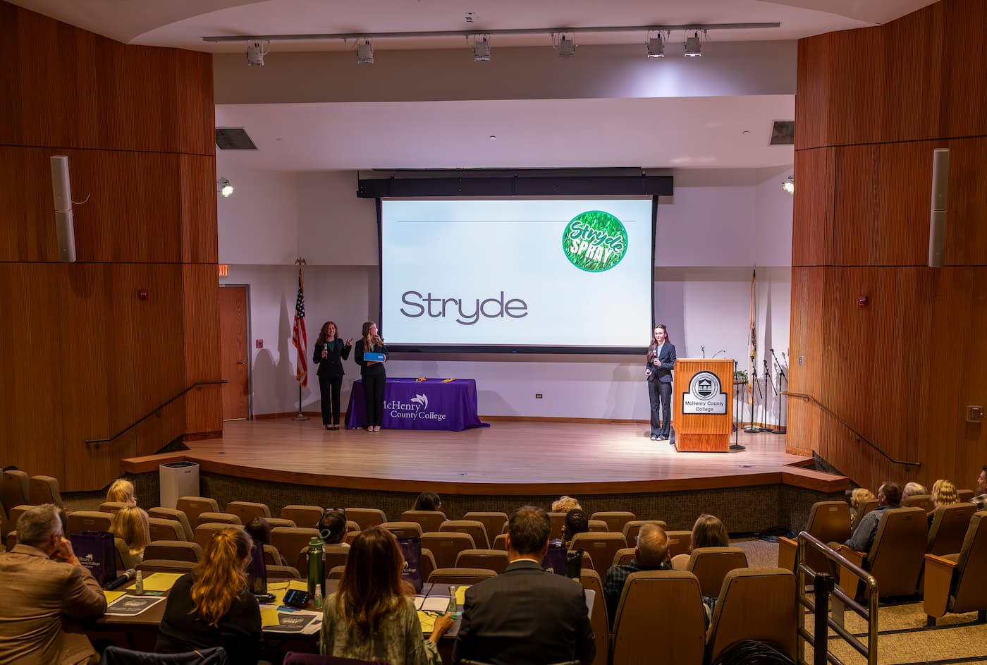 Students present at the Entrepreneurship Pitch Night