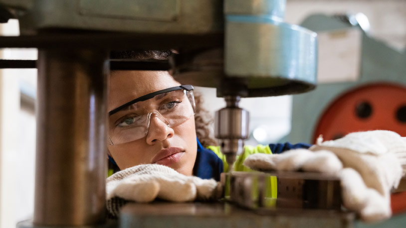 manufacturing student working in lab