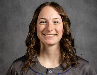 Scots Softball Player, Caitlin Pruitt